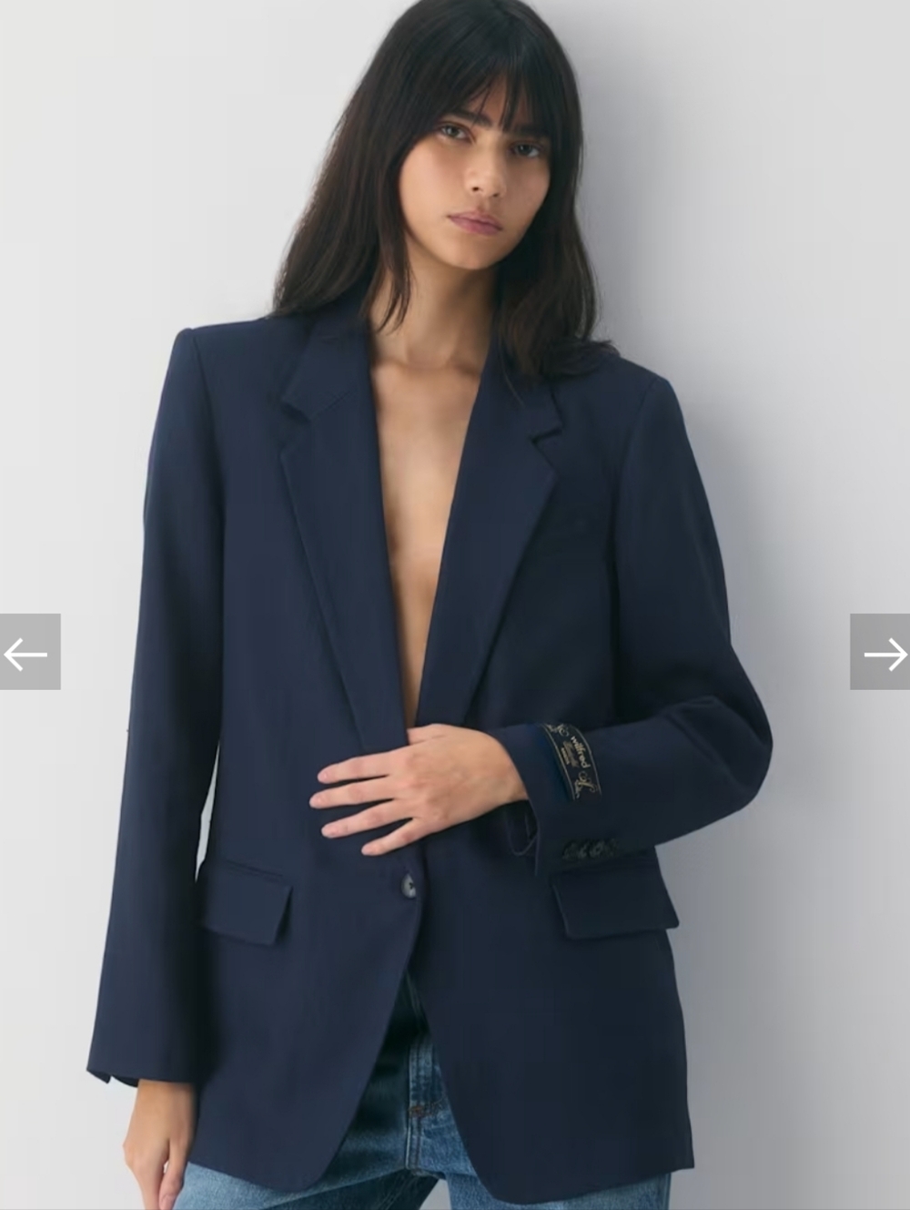 Aritzia New Generation Blazer | Navy | Size S